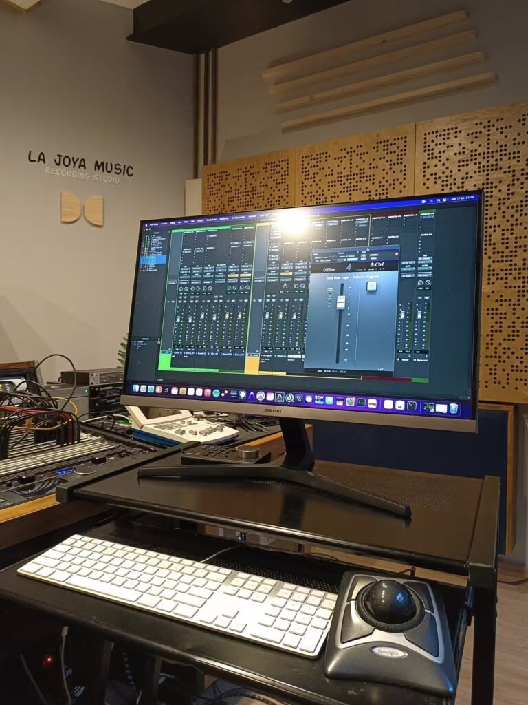 Mezcla profesional de sonido para piezas audiovisuales en Córdoba.